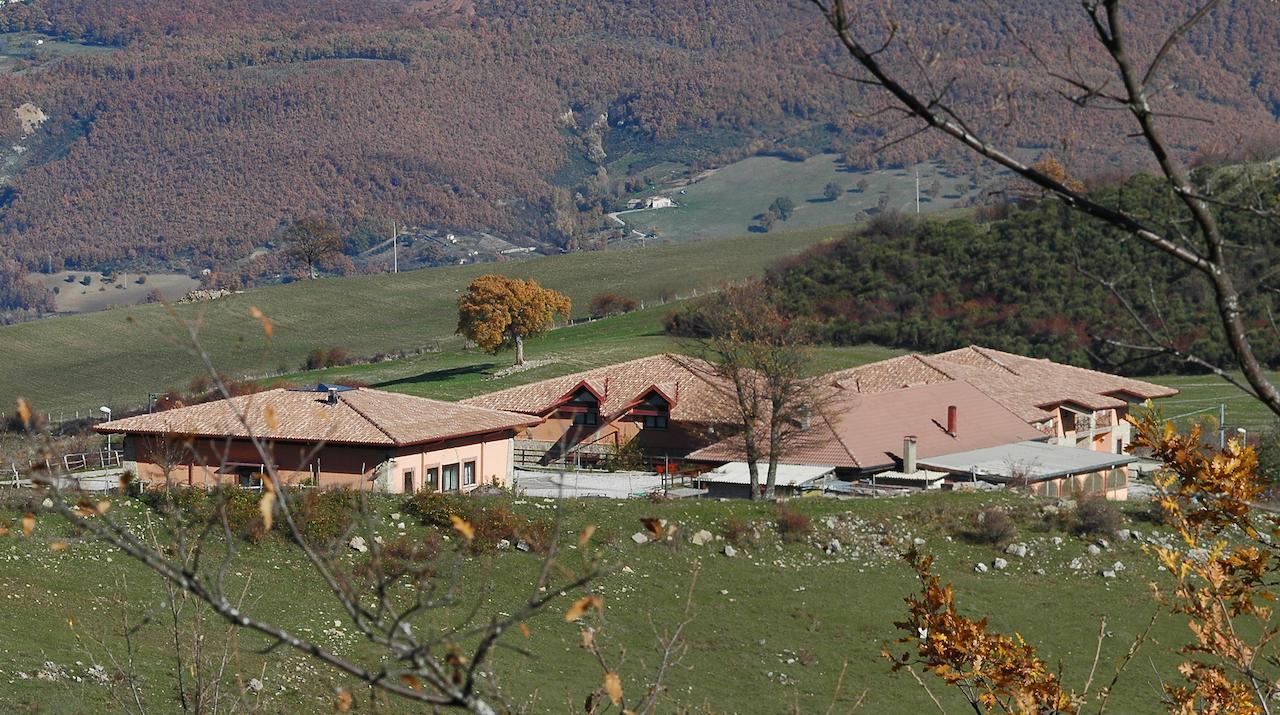 Hotel Pietrapanna Calvello Exterior foto