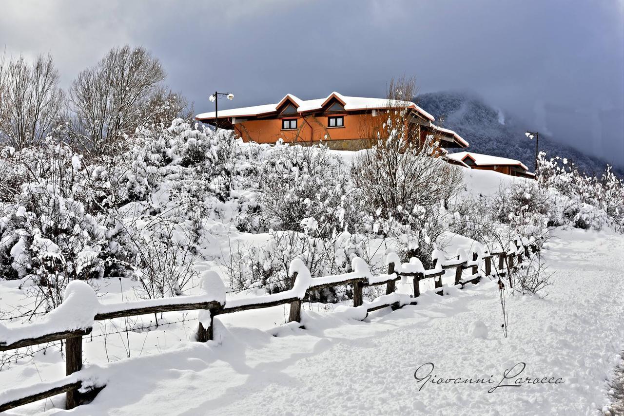 Hotel Pietrapanna Calvello Exterior foto